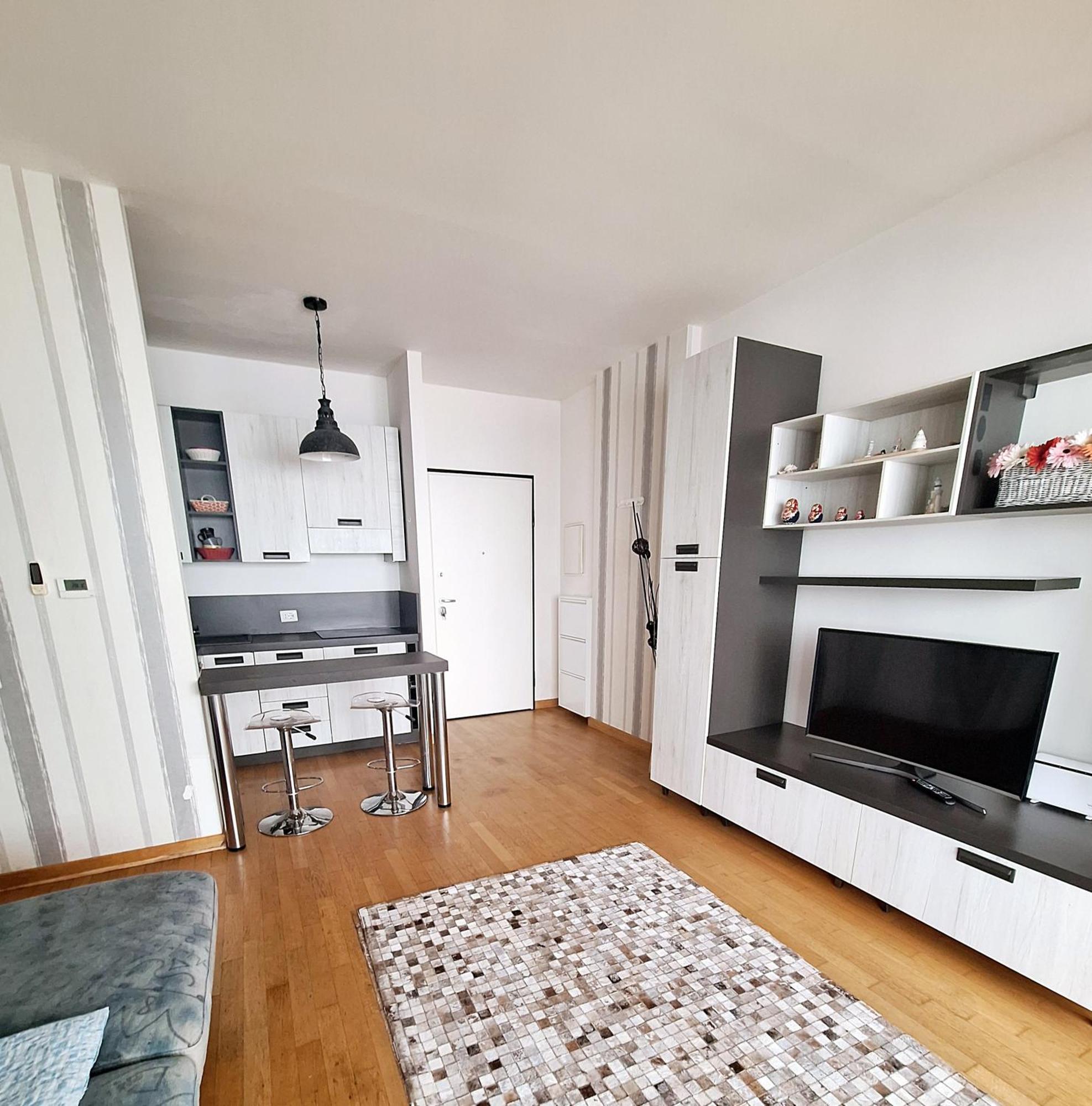 Appartamento Con Terrazzo Rome Bagian luar foto